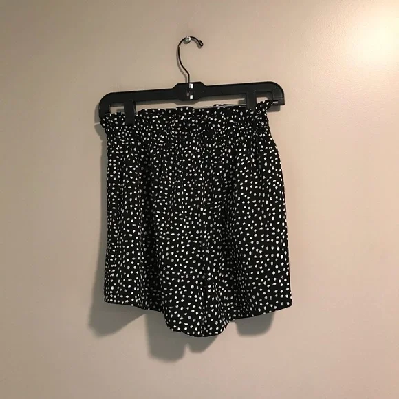 EUC Bodysuit And Tie Waist Shorts Set 2-Piece Outfit Black & White Size Small - Picture 5 of 12